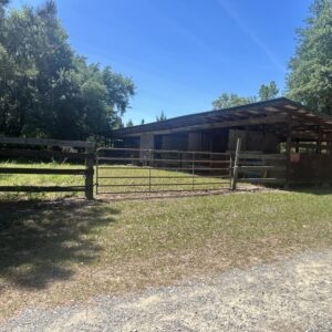 HorseStable1